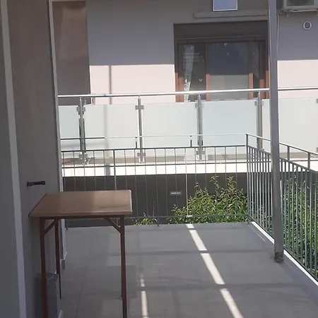 Small For 2 With View Lourdata (Kefalonia)