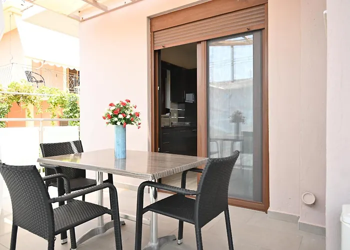 Small For 2 With View